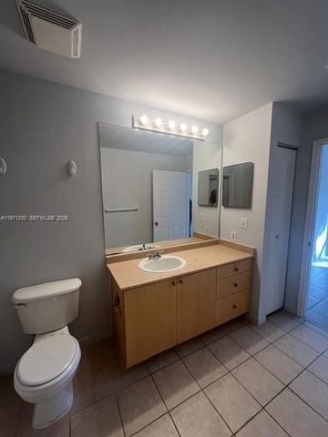 1900 Van Buren St 120B, Hollywood, FL 33020