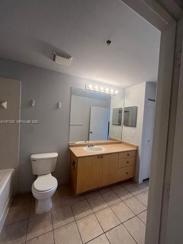 1900 Van Buren St 120B, Hollywood, FL 33020