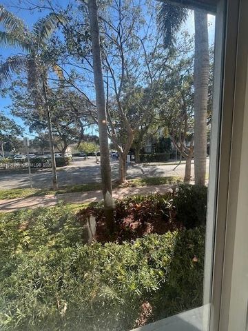 1900 Van Buren St 120B, Hollywood, FL 33020