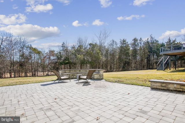 9322 FALLING WATER DR, Bristow, VA 20136