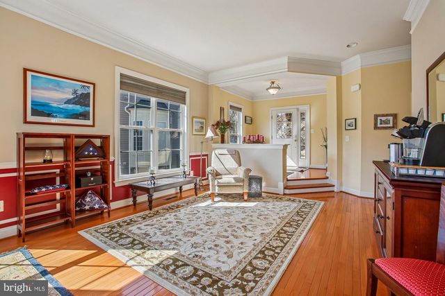 9322 FALLING WATER DR, Bristow, VA 20136