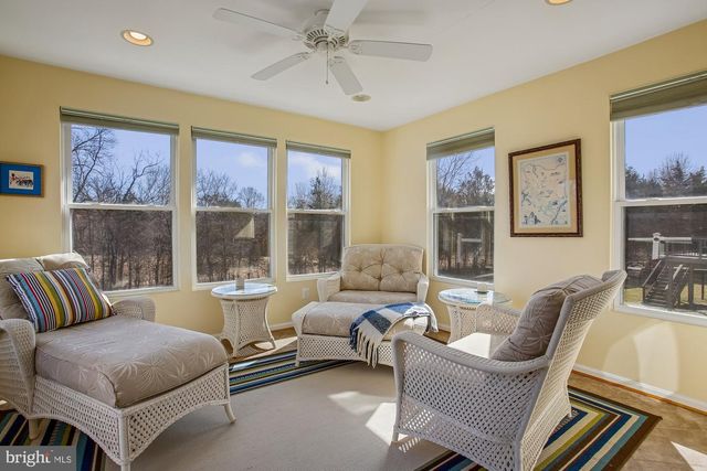 9322 FALLING WATER DR, Bristow, VA 20136