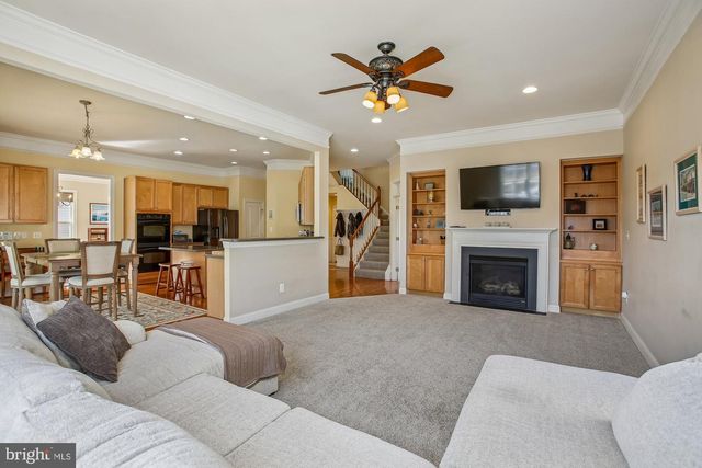 9322 FALLING WATER DR, Bristow, VA 20136