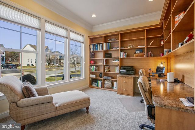 9322 FALLING WATER DR, Bristow, VA 20136