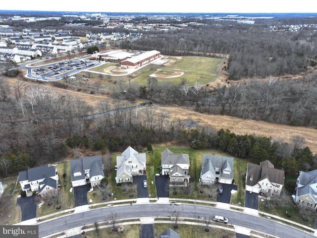 9322 FALLING WATER DR, Bristow, VA 20136