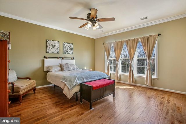 9322 FALLING WATER DR, Bristow, VA 20136