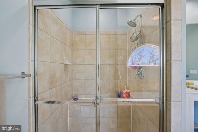 9322 FALLING WATER DR, Bristow, VA 20136