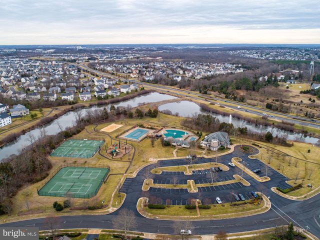 9322 FALLING WATER DR, Bristow, VA 20136