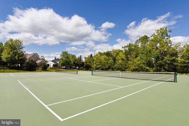 9322 FALLING WATER DR, Bristow, VA 20136