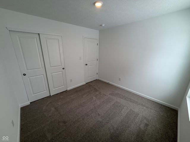 6696 Blackthorne Drive, Pendleton, IN 46064