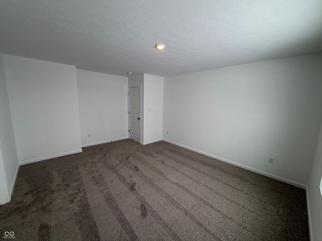 6696 Blackthorne Drive, Pendleton, IN 46064