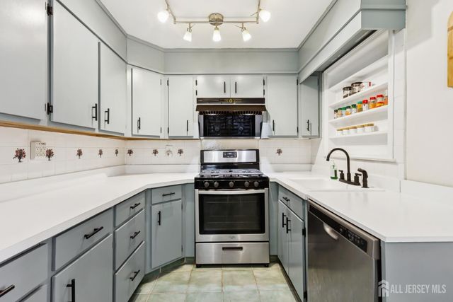 21 Rodney Road, East Brunswick, NJ 08816