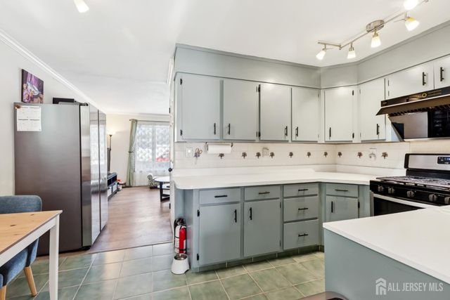 21 Rodney Road, East Brunswick, NJ 08816