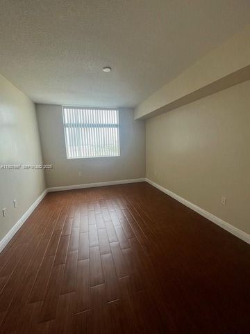 140 S Dixie Hwy 507, Hollywood, FL 33020