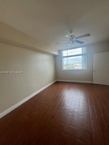 140 S Dixie Hwy 507, Hollywood, FL 33020