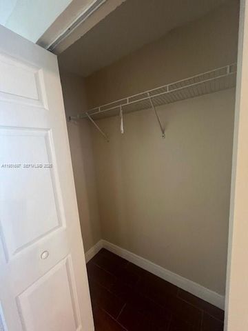 140 S Dixie Hwy 507, Hollywood, FL 33020