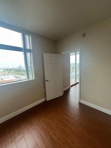 140 S Dixie Hwy 507, Hollywood, FL 33020