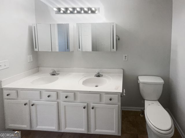 474 Berckman Drive NW, Lilburn, GA 30047
