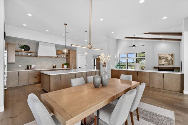 1700 Ridgeview Cir, Auburn, CA 95603