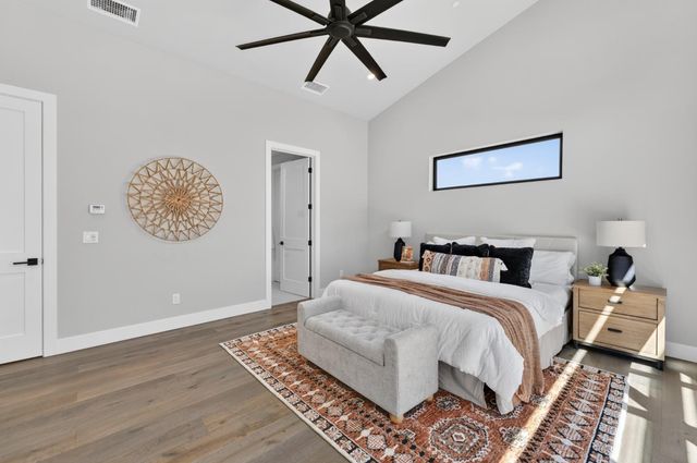 1700 Ridgeview Cir, Auburn, CA 95603