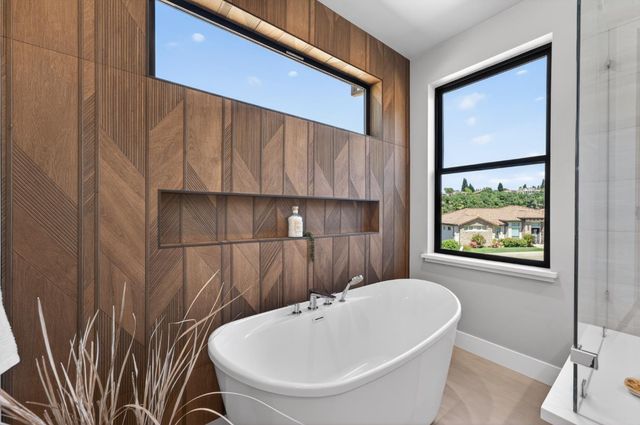 1700 Ridgeview Cir, Auburn, CA 95603