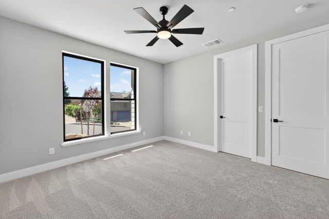 1700 Ridgeview Cir, Auburn, CA 95603