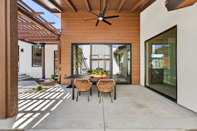 1700 Ridgeview Cir, Auburn, CA 95603