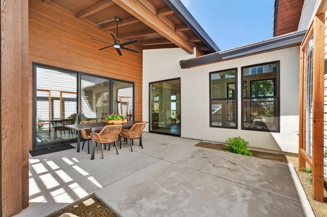 1700 Ridgeview Cir, Auburn, CA 95603