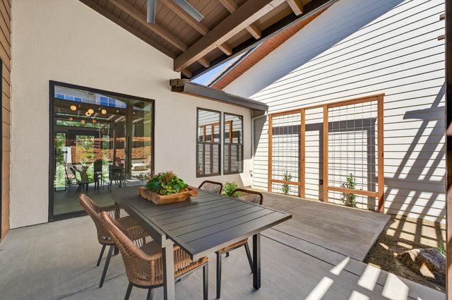 1700 Ridgeview Cir, Auburn, CA 95603