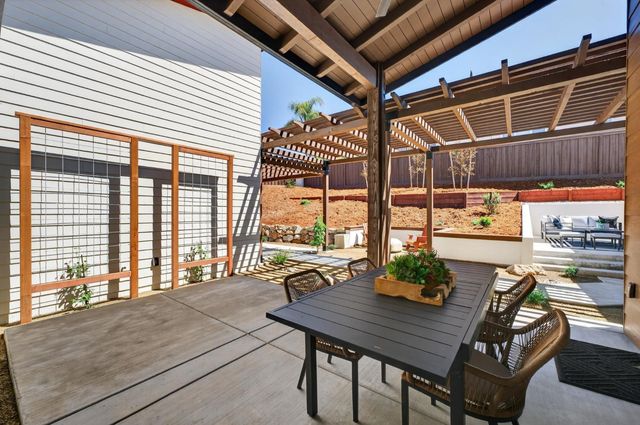 1700 Ridgeview Cir, Auburn, CA 95603