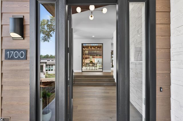 1700 Ridgeview Cir, Auburn, CA 95603