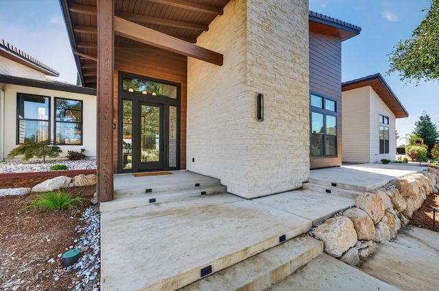 1700 Ridgeview Cir, Auburn, CA 95603