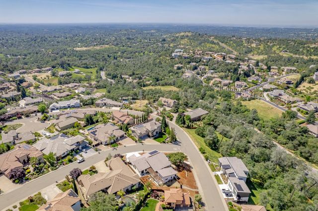 1700 Ridgeview Cir, Auburn, CA 95603