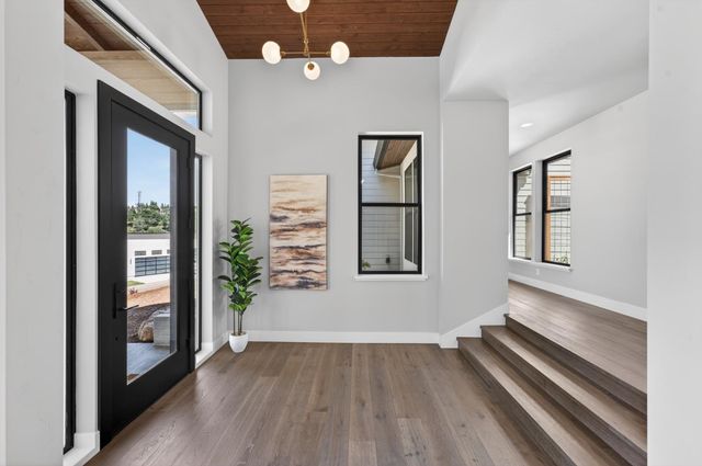 1700 Ridgeview Cir, Auburn, CA 95603