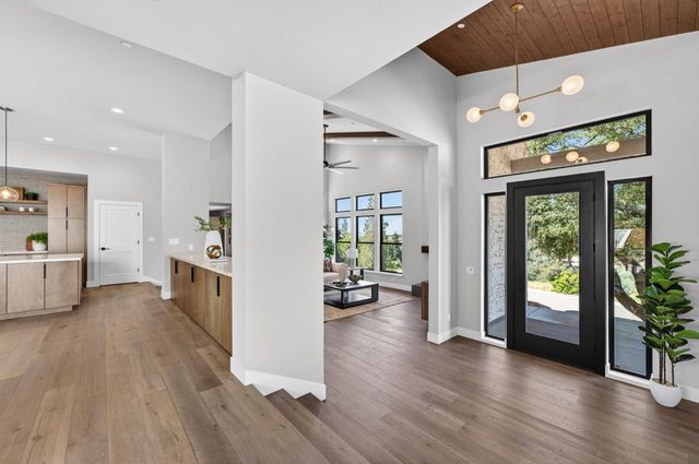 1700 Ridgeview Cir, Auburn, CA 95603