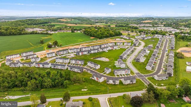 456 BRADFORD DRIVE, Red Lion, PA 17356