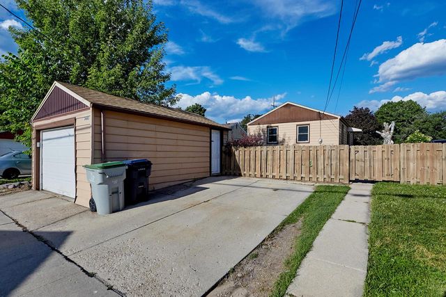 3683 S Clement AVENUE, Milwaukee, WI 53207