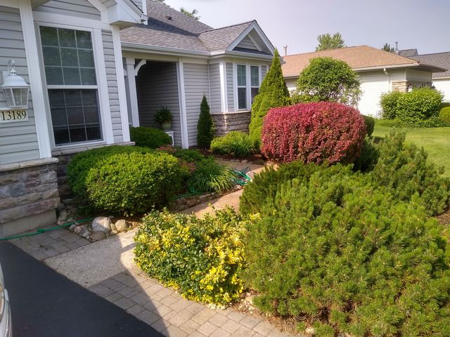 13189 W Essex Lane, Huntley, IL 60142