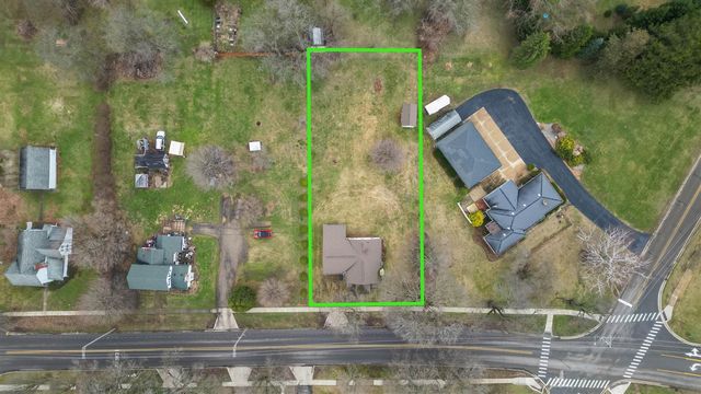 515 Maumee Street, Jonesville, MI 49250