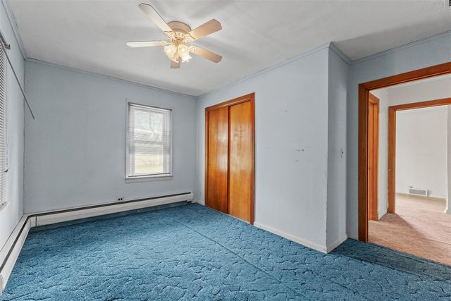 515 Maumee Street, Jonesville, MI 49250