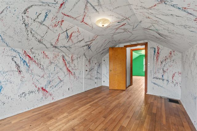 515 Maumee Street, Jonesville, MI 49250