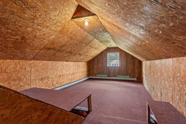 515 Maumee Street, Jonesville, MI 49250