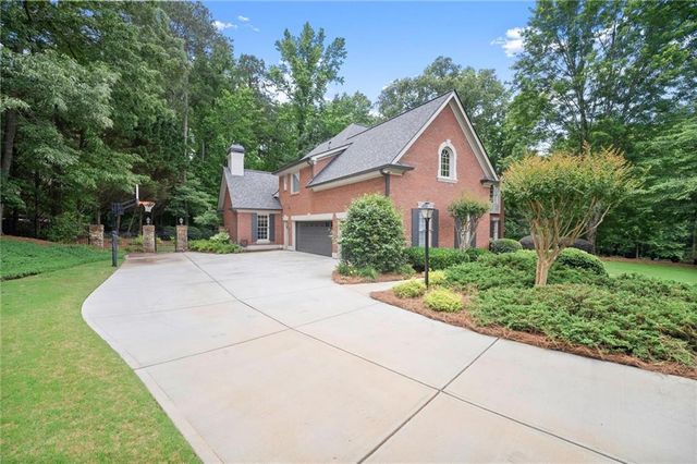 701 Hallbrook Court, Alpharetta, GA 30004