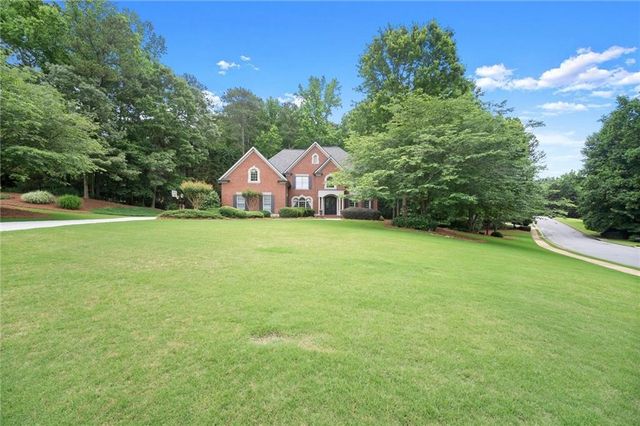 701 Hallbrook Court, Alpharetta, GA 30004