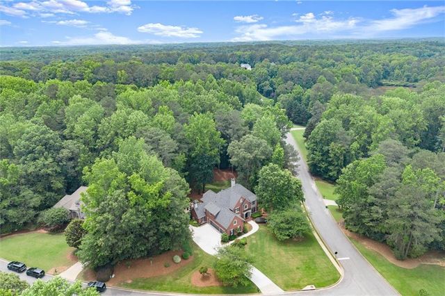 701 Hallbrook Court, Alpharetta, GA 30004