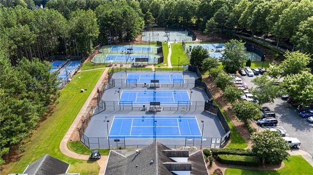 701 Hallbrook Court, Alpharetta, GA 30004