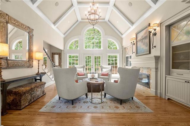701 Hallbrook Court, Alpharetta, GA 30004