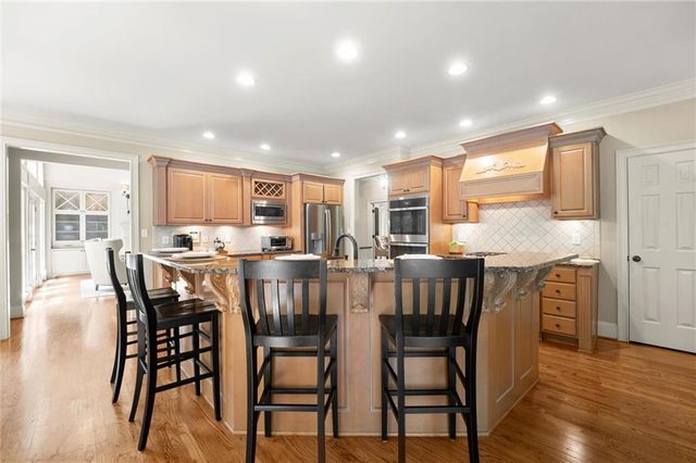 701 Hallbrook Court, Alpharetta, GA 30004
