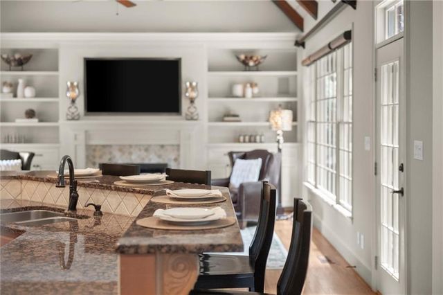 701 Hallbrook Court, Alpharetta, GA 30004