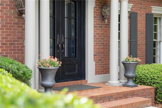 701 Hallbrook Court, Alpharetta, GA 30004